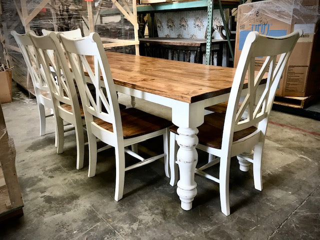 Charlotte Farm Table