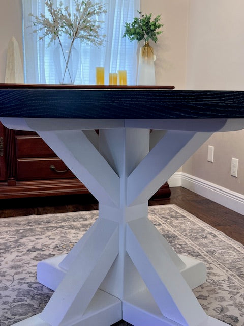 Traditional Farmhouse Pedestal