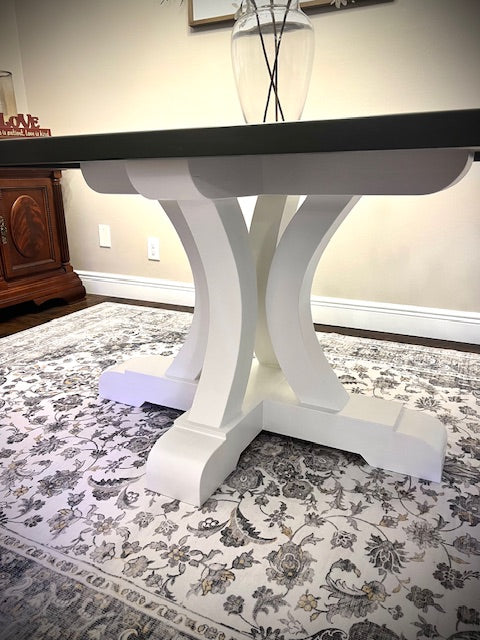 Hansley Round Table